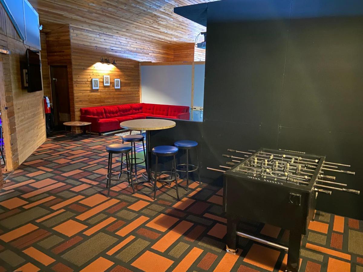 Vegreville Garden Inn Екстер'єр фото