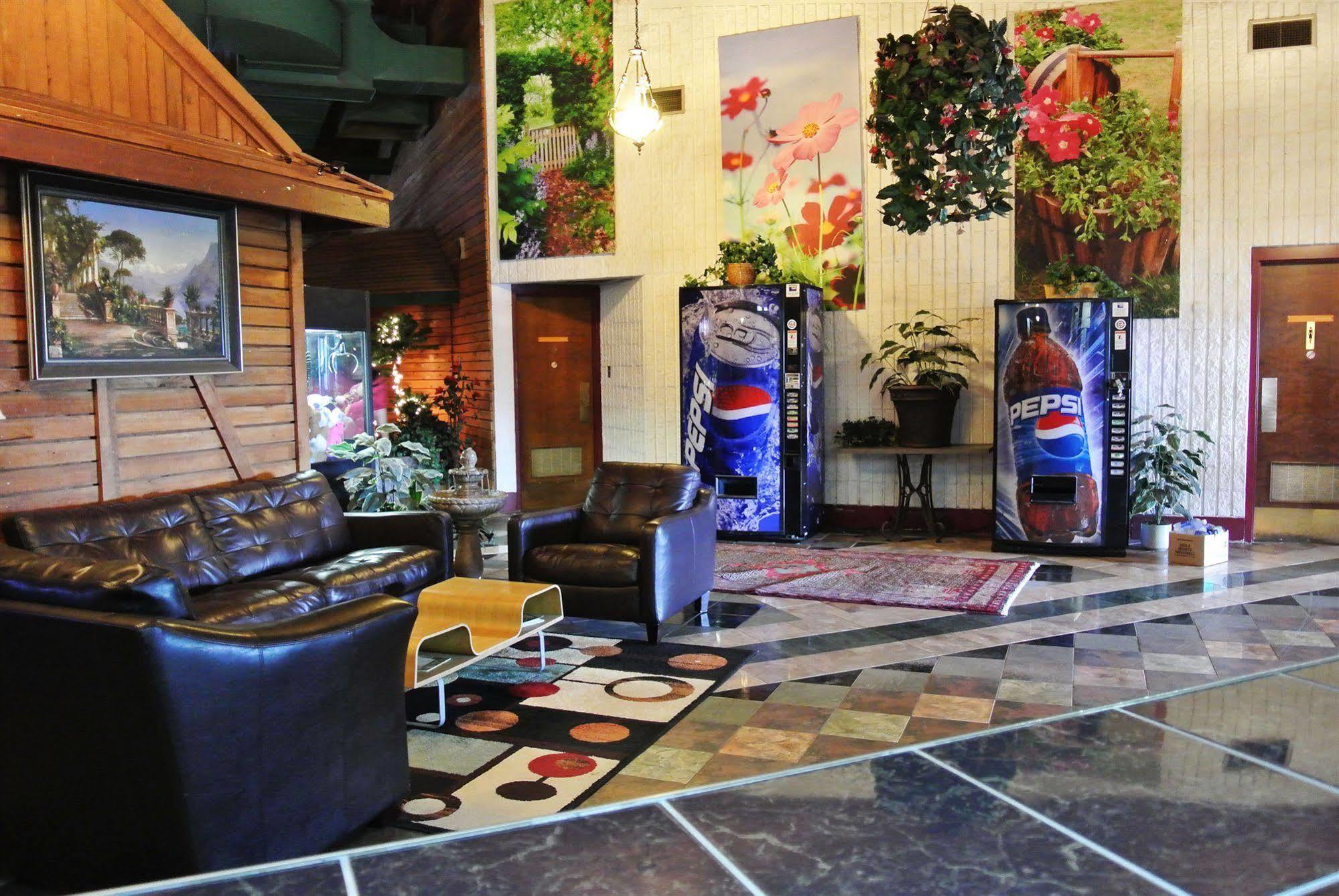 Vegreville Garden Inn Екстер'єр фото