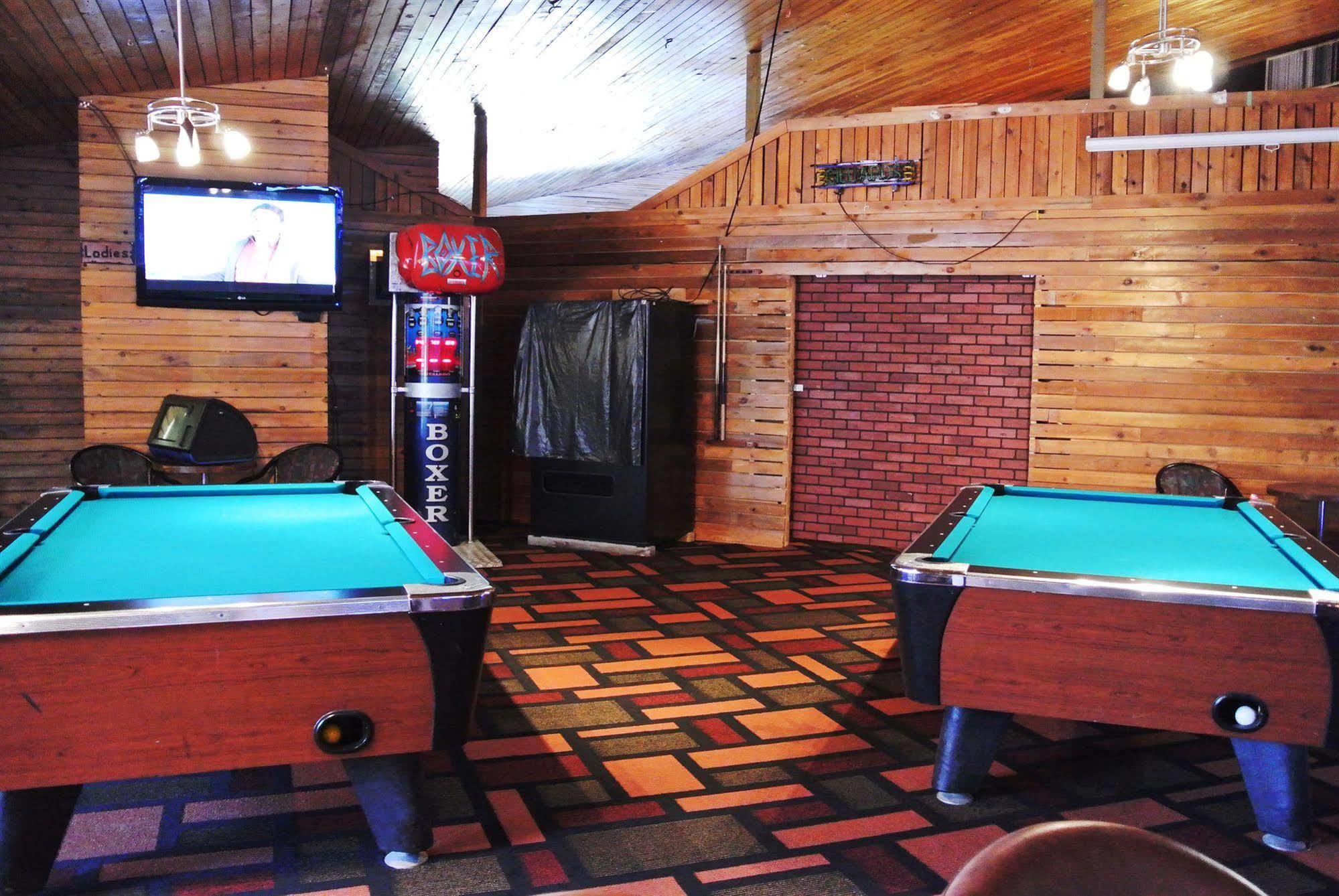 Vegreville Garden Inn Екстер'єр фото